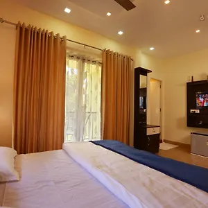 Glad Valley By Lexstays-tea Estate Villa Wayanad