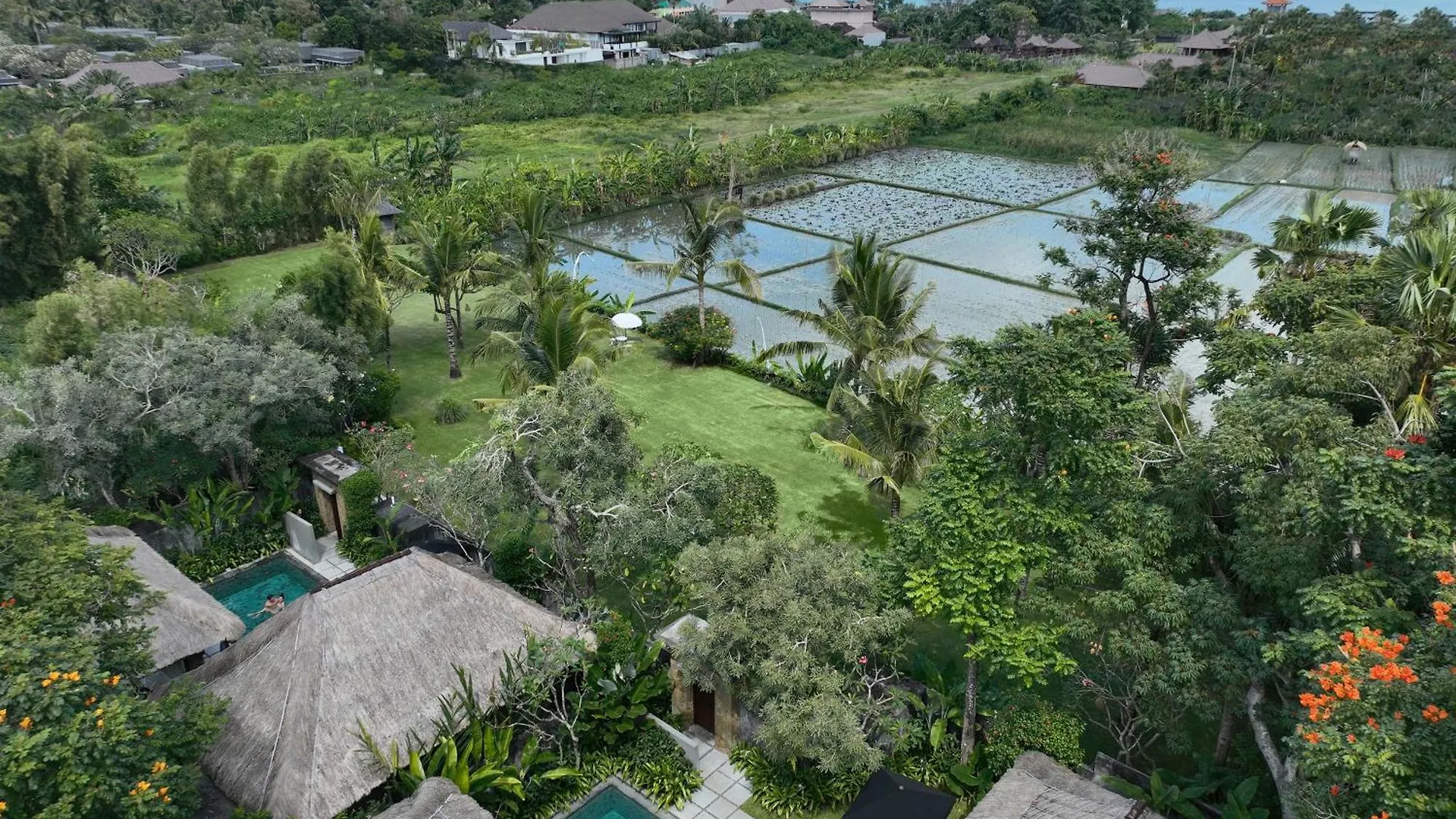 The One Boutique Villa Seminyak  0*, Seminyak (Bali)